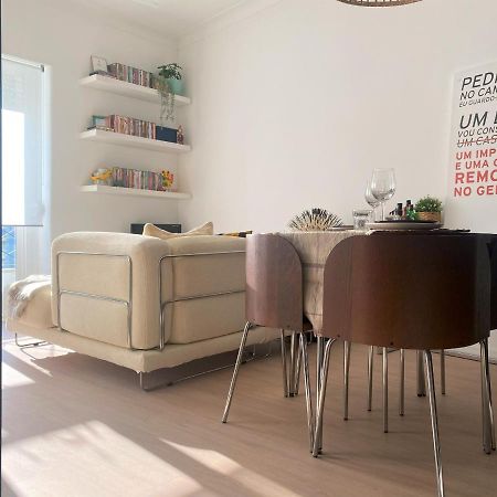 Lisbon, Renovated T2 Apartment Portas De Benfica Амадора Екстериор снимка