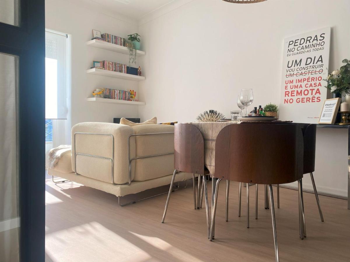 Lisbon, Renovated T2 Apartment Portas De Benfica Амадора Екстериор снимка