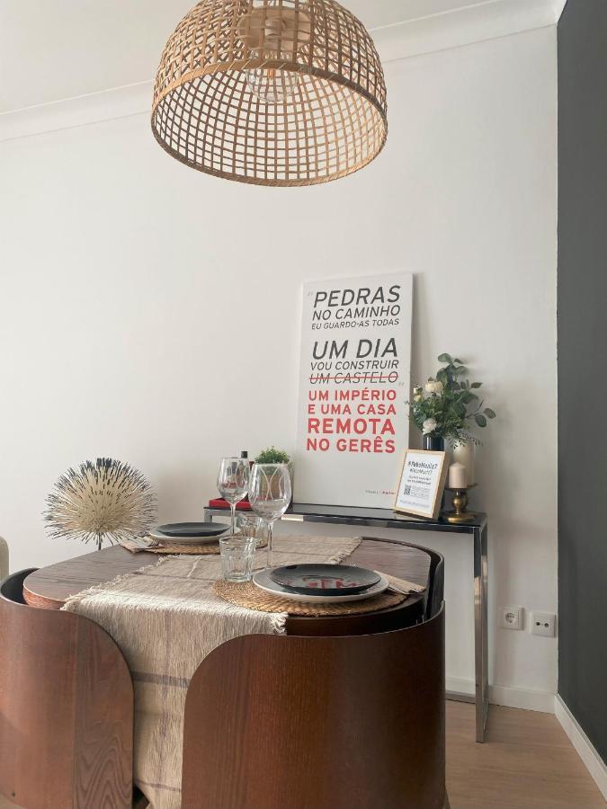 Lisbon, Renovated T2 Apartment Portas De Benfica Амадора Екстериор снимка
