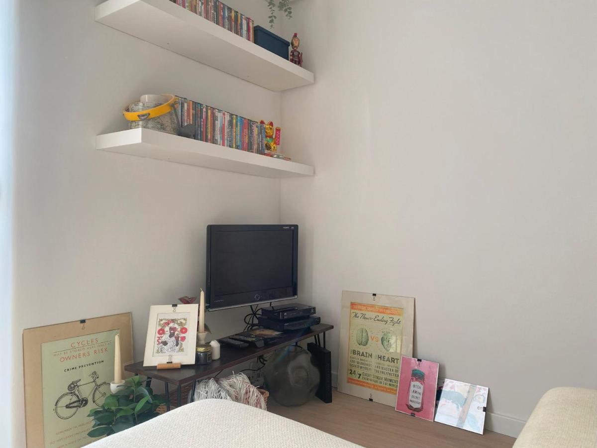 Lisbon, Renovated T2 Apartment Portas De Benfica Амадора Екстериор снимка