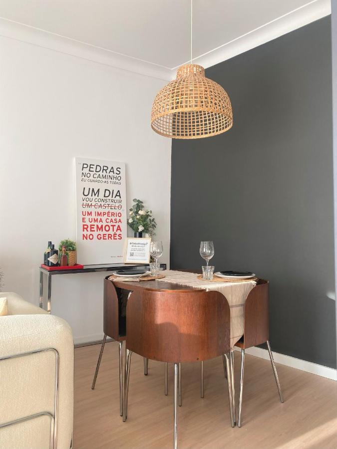 Lisbon, Renovated T2 Apartment Portas De Benfica Амадора Екстериор снимка