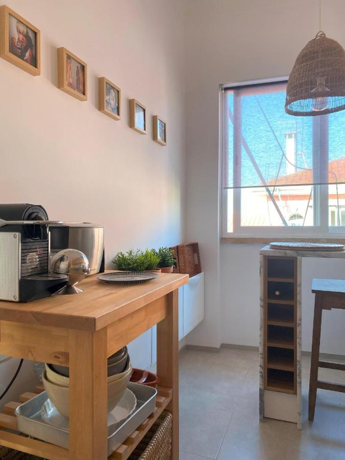 Lisbon, Renovated T2 Apartment Portas De Benfica Амадора Екстериор снимка