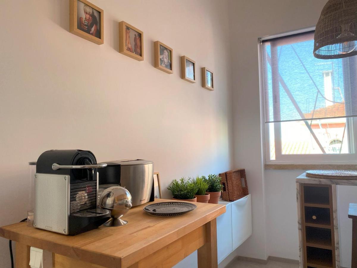 Lisbon, Renovated T2 Apartment Portas De Benfica Амадора Екстериор снимка
